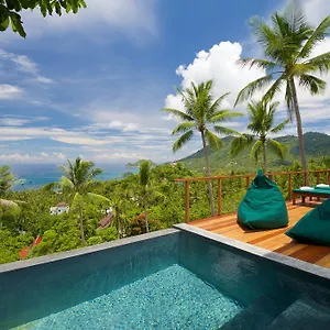Overthemoon Luxury Pool , Ko Tao Thailand